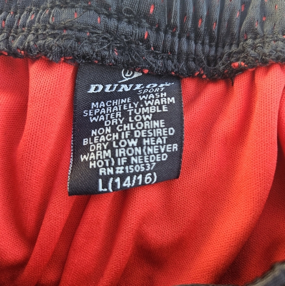 Dunlop Sports Shorts Boys Size Large 14/16 Black Red Quick to Dry Drawstring - Picture 4 of 10